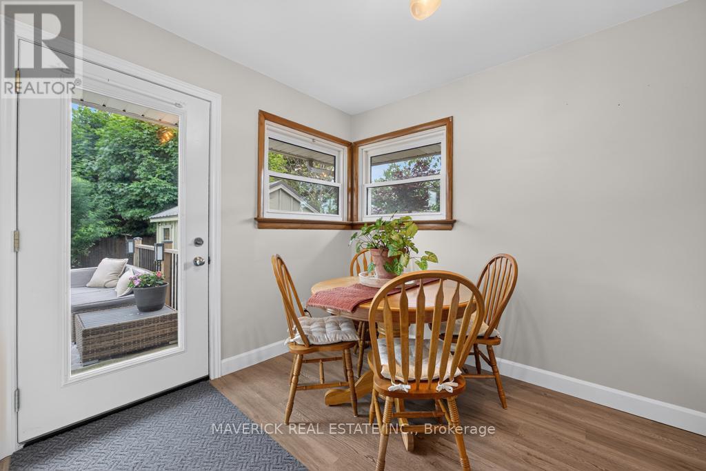 180 FOREST AVENUE - 9