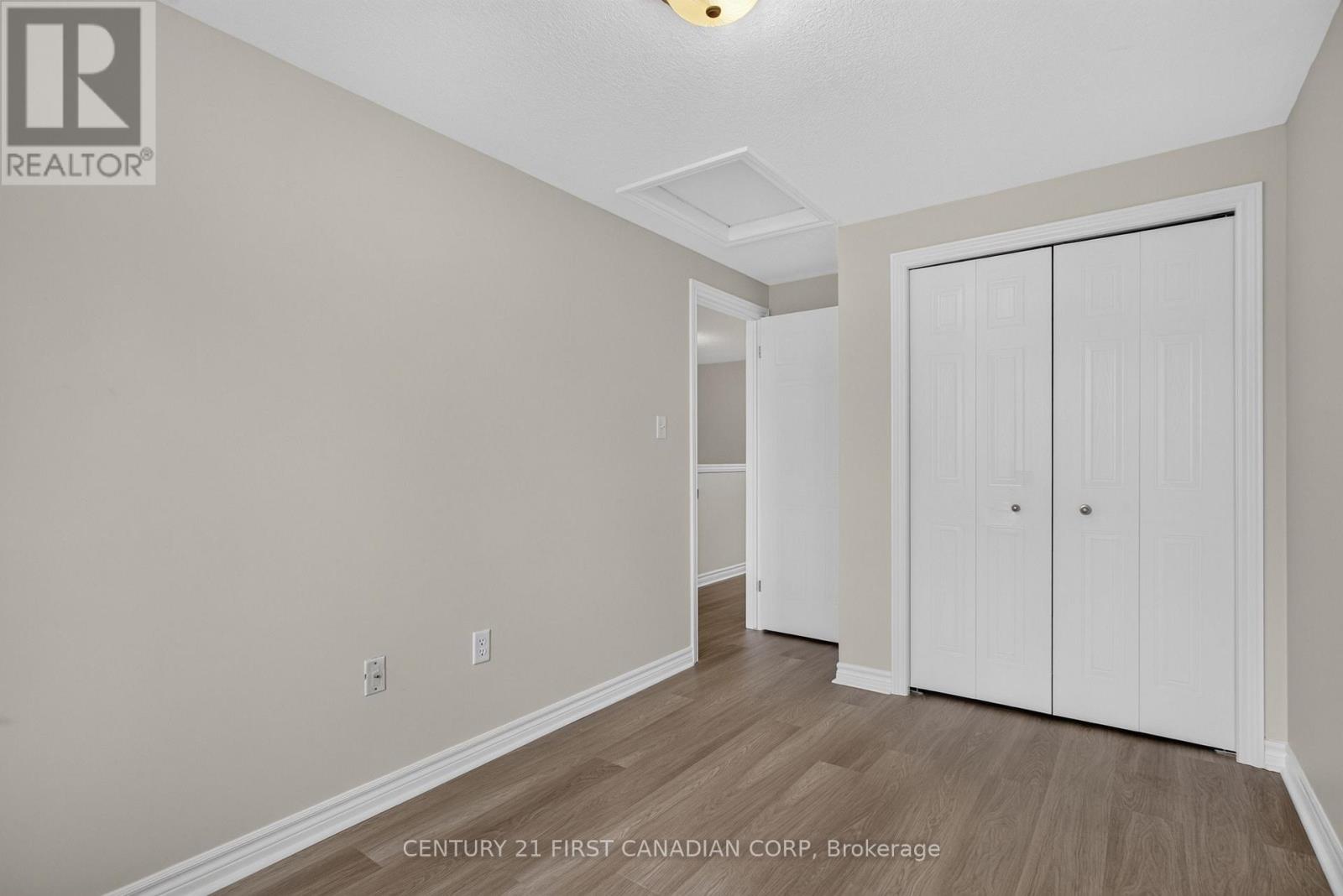 #7 1059 WHETHERFIELD STREET - 24