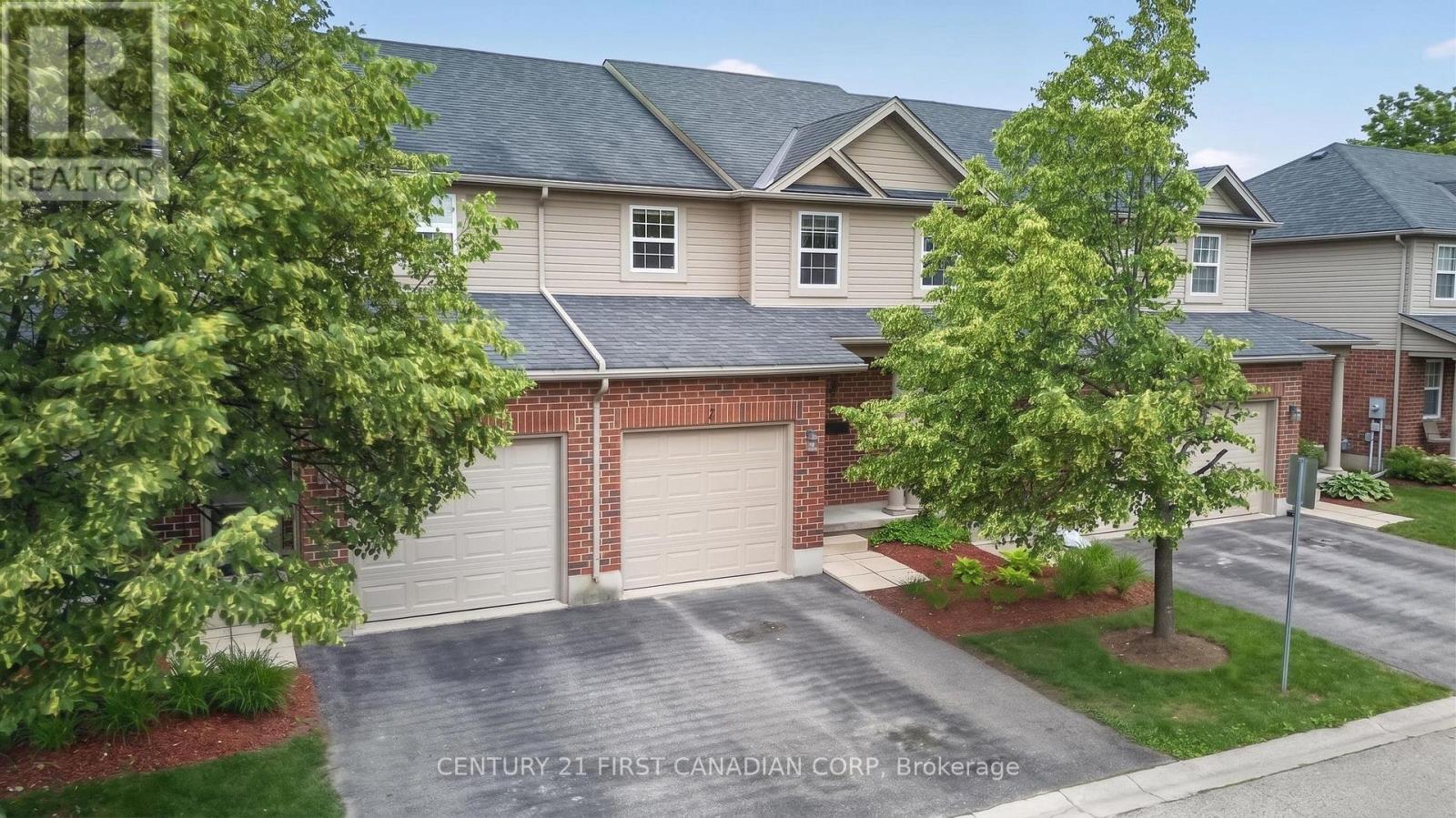 #7 1059 WHETHERFIELD STREET - 3