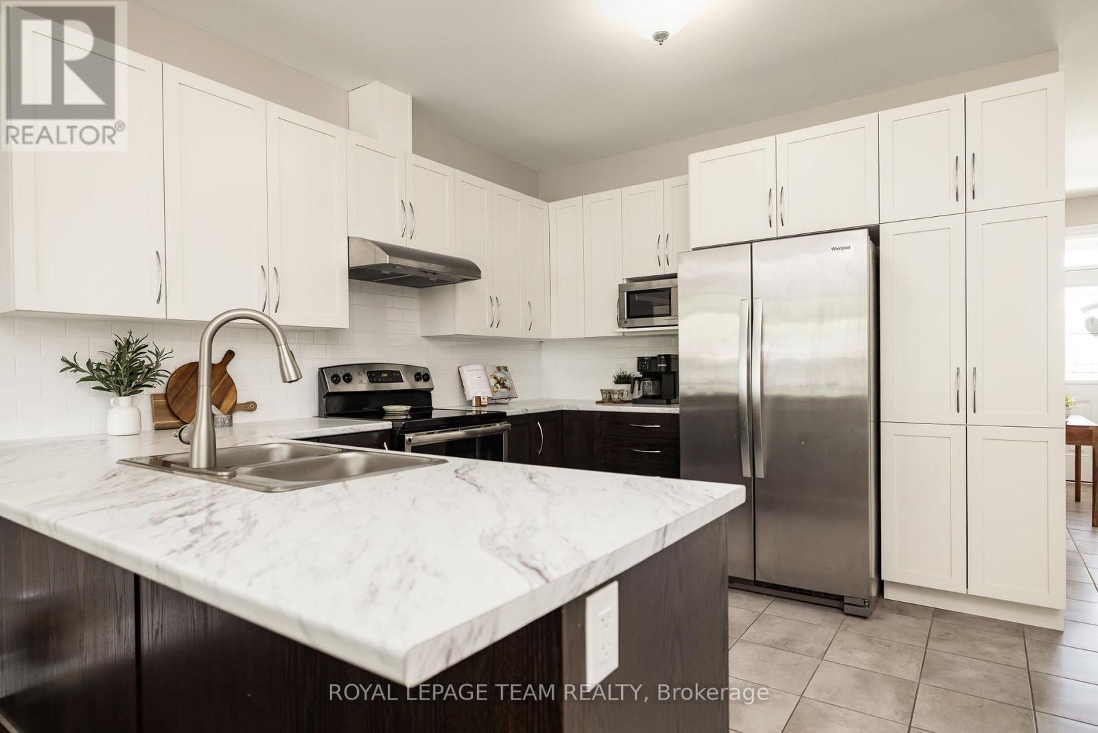 135 TRADEWINDS CRESCENT - 14