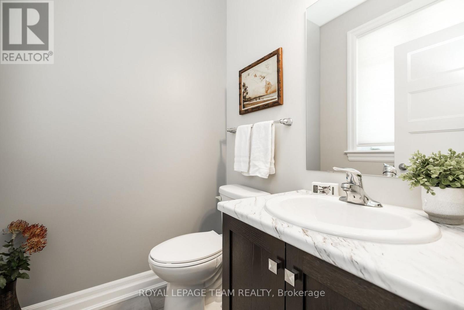 135 TRADEWINDS CRESCENT - 18
