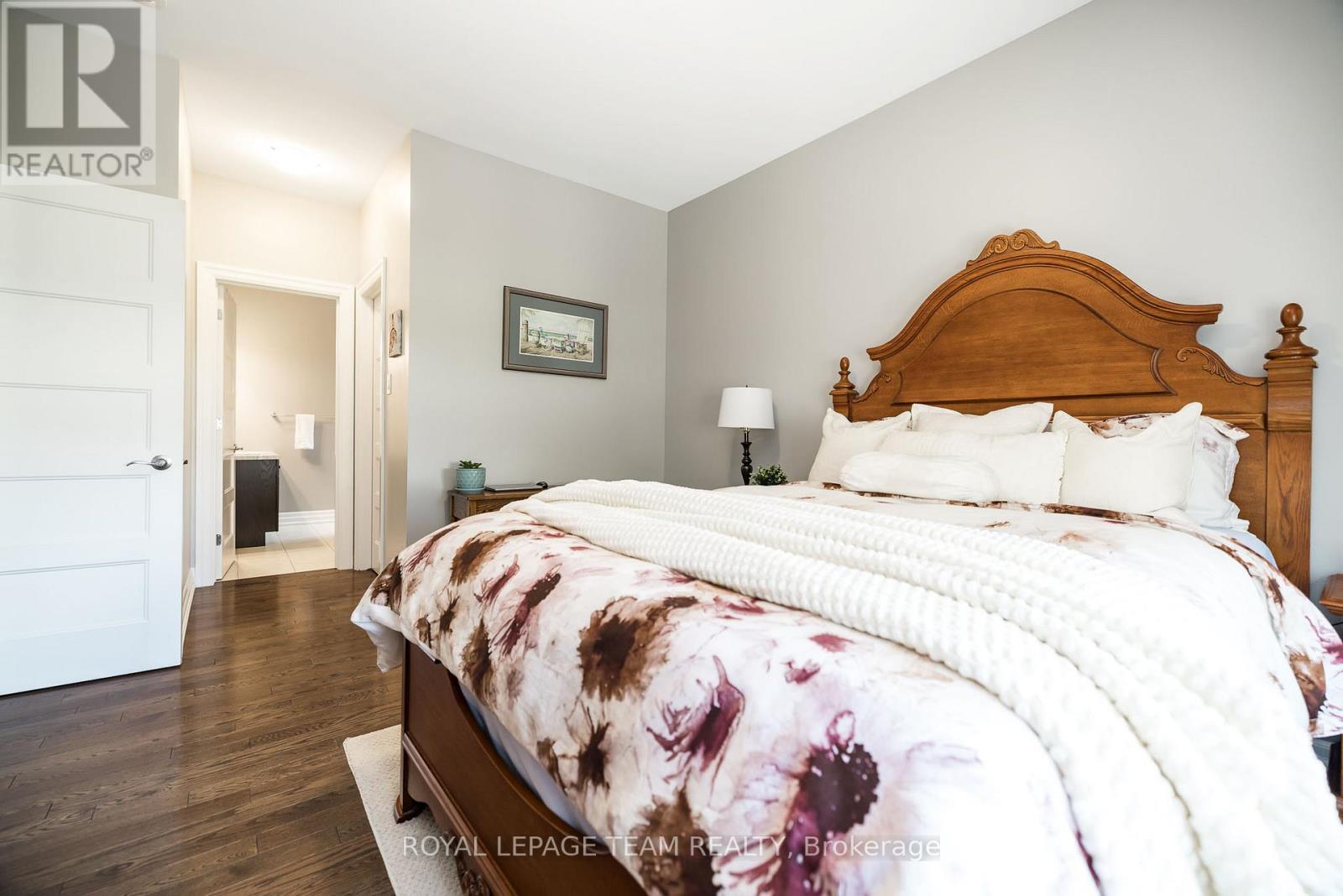 135 TRADEWINDS CRESCENT - 21