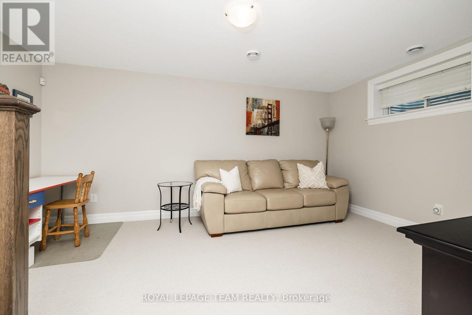 135 TRADEWINDS CRESCENT - 27