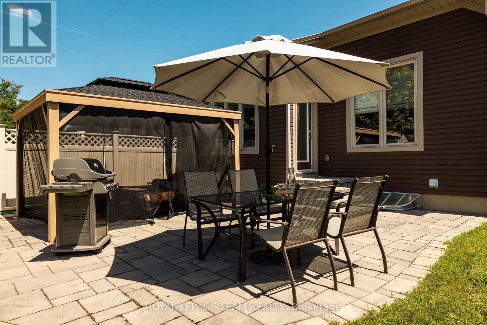 135 TRADEWINDS CRESCENT - 40
