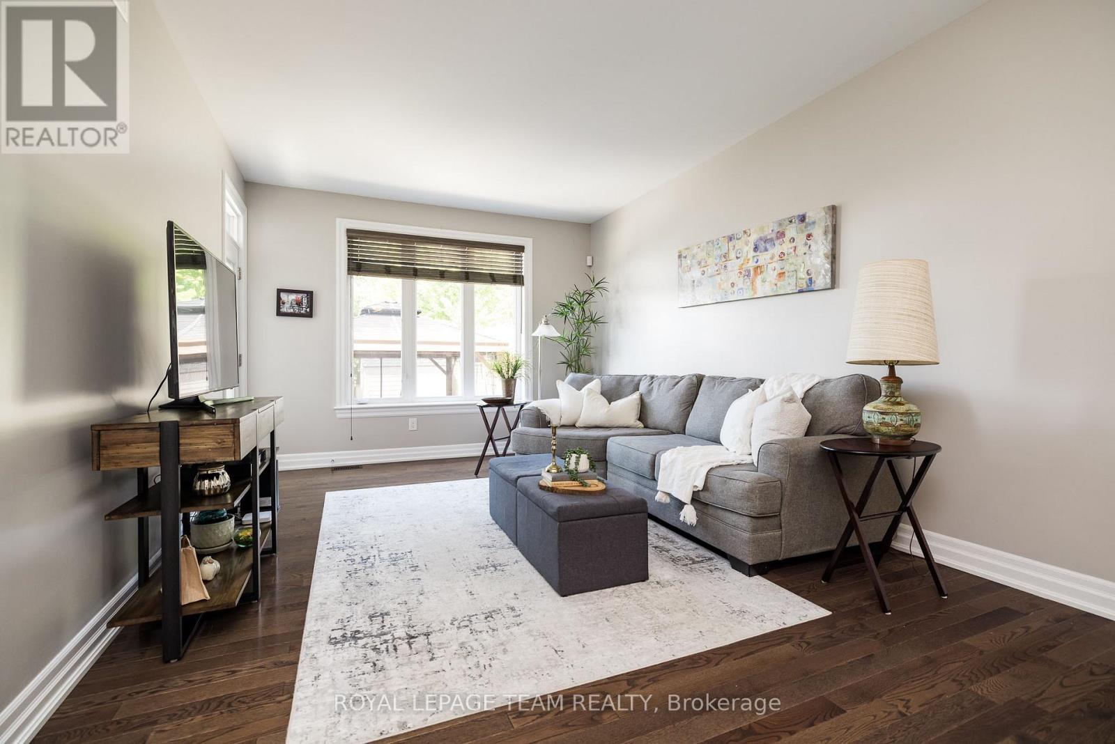 135 TRADEWINDS CRESCENT - 8