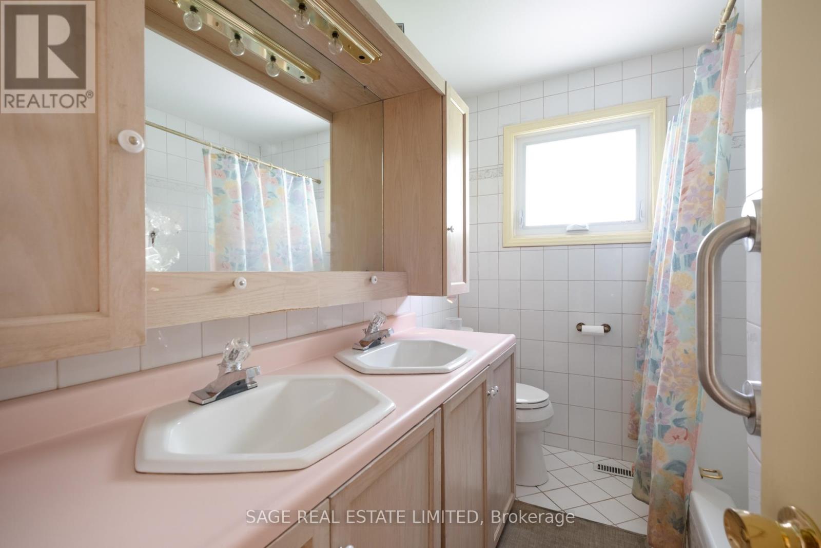234 YORK MILLS ROAD - 26