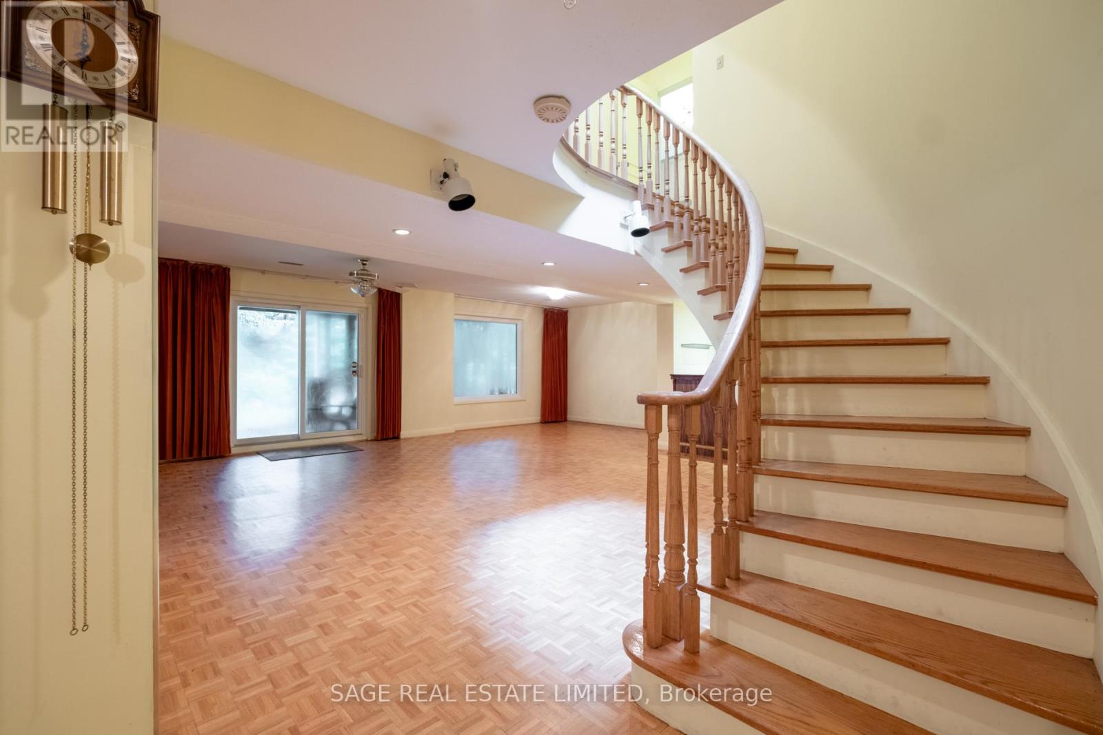 234 YORK MILLS ROAD - 39