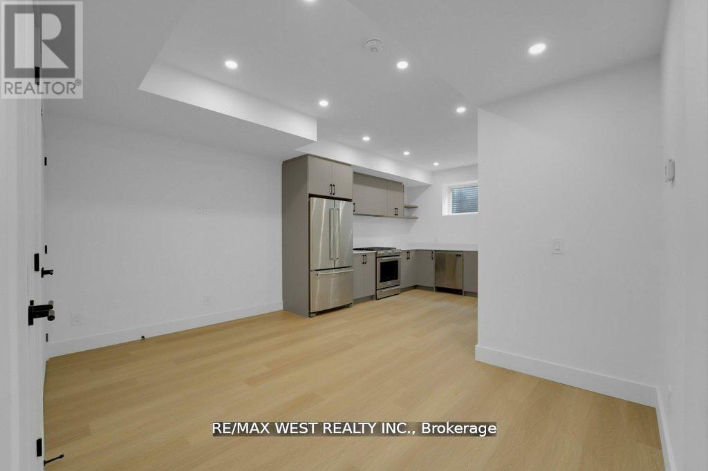 661 WINONA DRIVE - 38