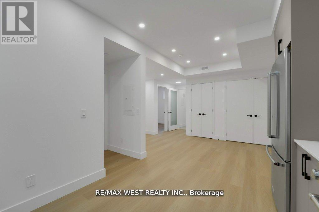 661 WINONA DRIVE - 41