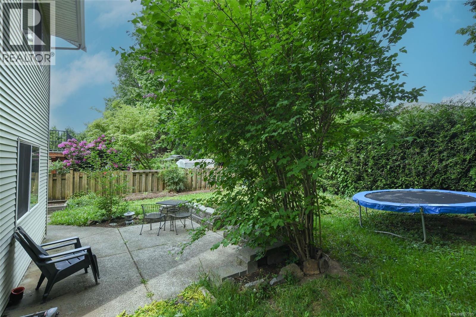 2238 Tamarack Dr - 25