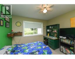 Bedroom - 2238 Tamarack Dr, Courtenay, BC V9N9C1 Photo 7