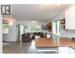 2238 Tamarack Dr, Courtenay, BC V9N9C1 Photo 11