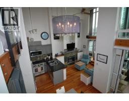229 10 Renaissance Square, New Westminster, BC V3M7B1 Photo 10