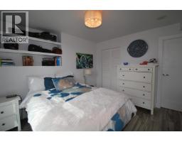 229 10 Renaissance Square, New Westminster, BC V3M7B1 Photo 22