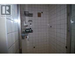 229 10 Renaissance Square, New Westminster, BC V3M7B1 Photo 24