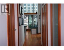 229 10 Renaissance Square, New Westminster, BC V3M7B1 Photo 8