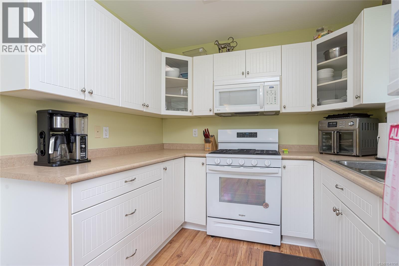 2168 Yellow Point Rd - 11