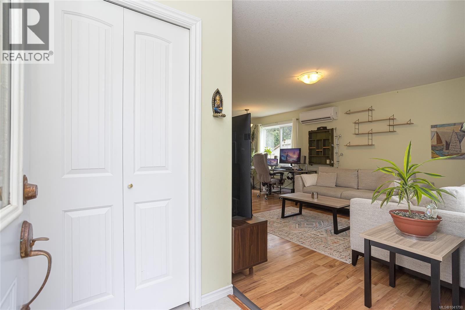 2168 Yellow Point Rd - 5