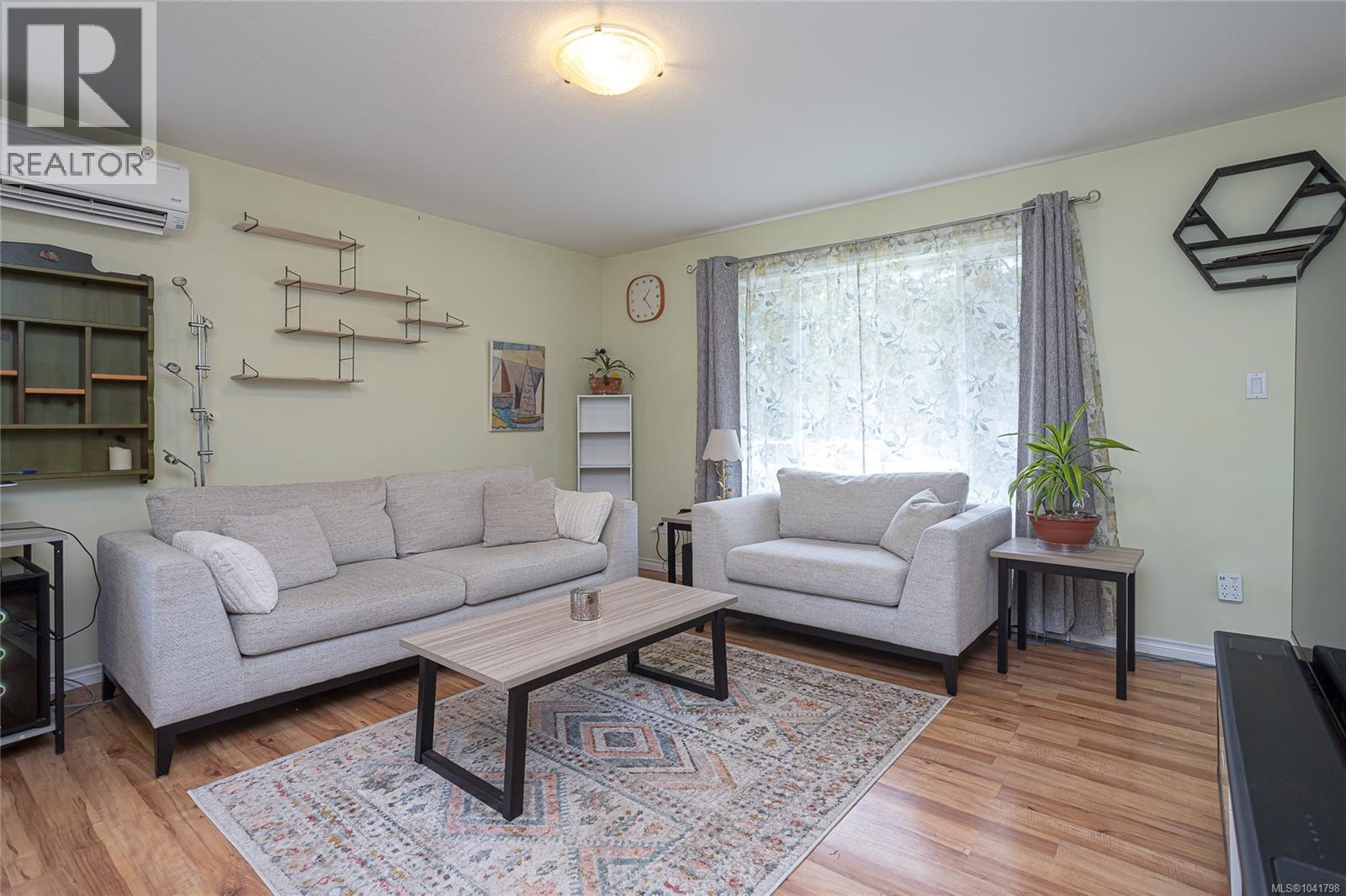 2168 Yellow Point Rd - 6
