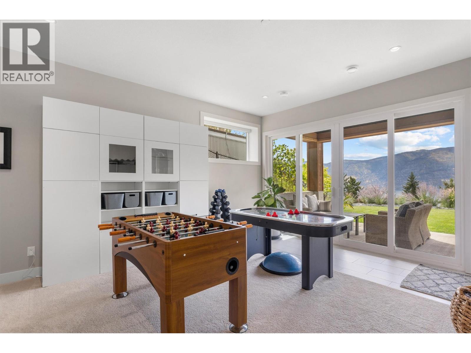 8510 Heritage Drive, Lake Country