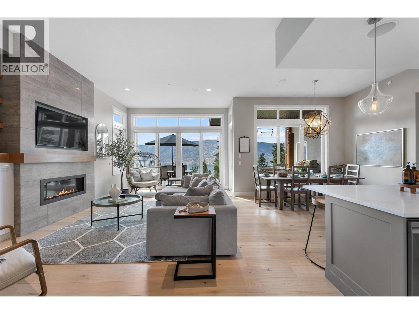  8510 Heritage Drive, Lake Country