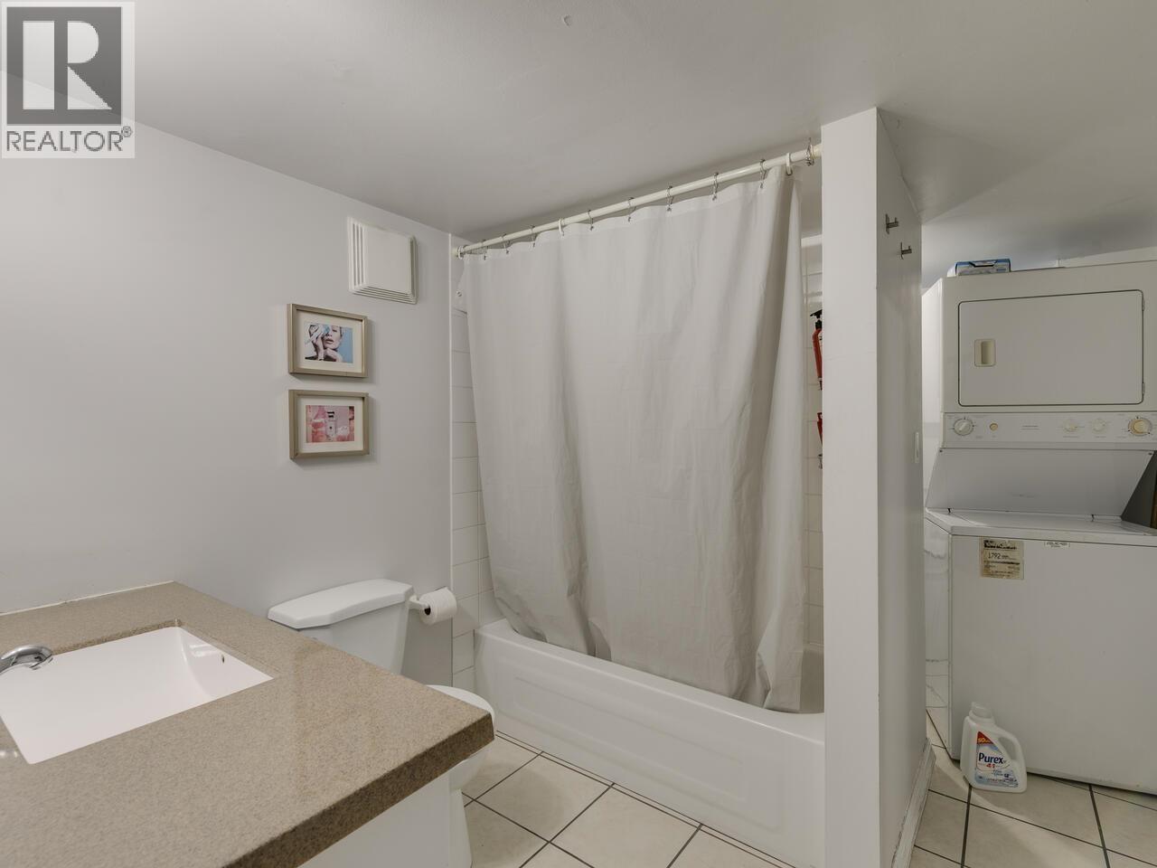 1577 E 26TH AVENUE, Vancouver
