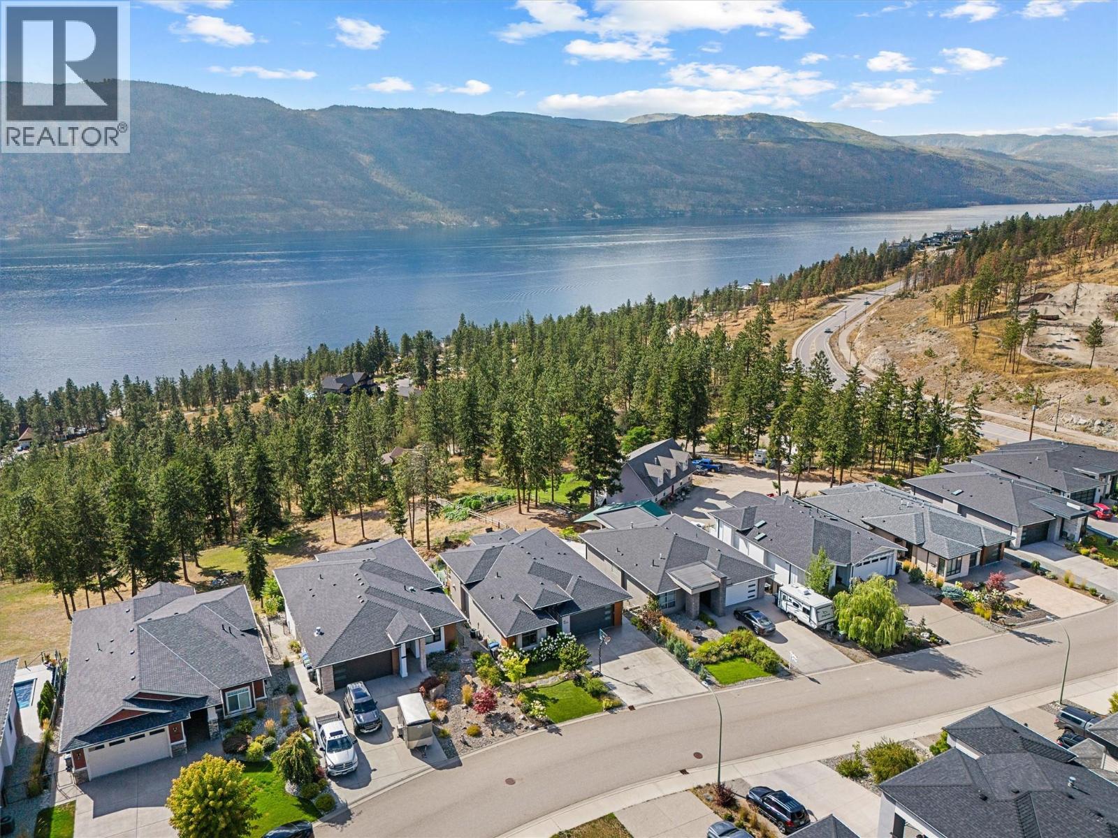  8510 Heritage Drive, Lake Country