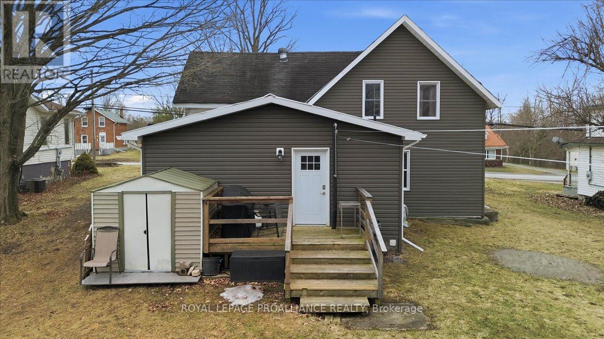 61 MADOC STREET - 34