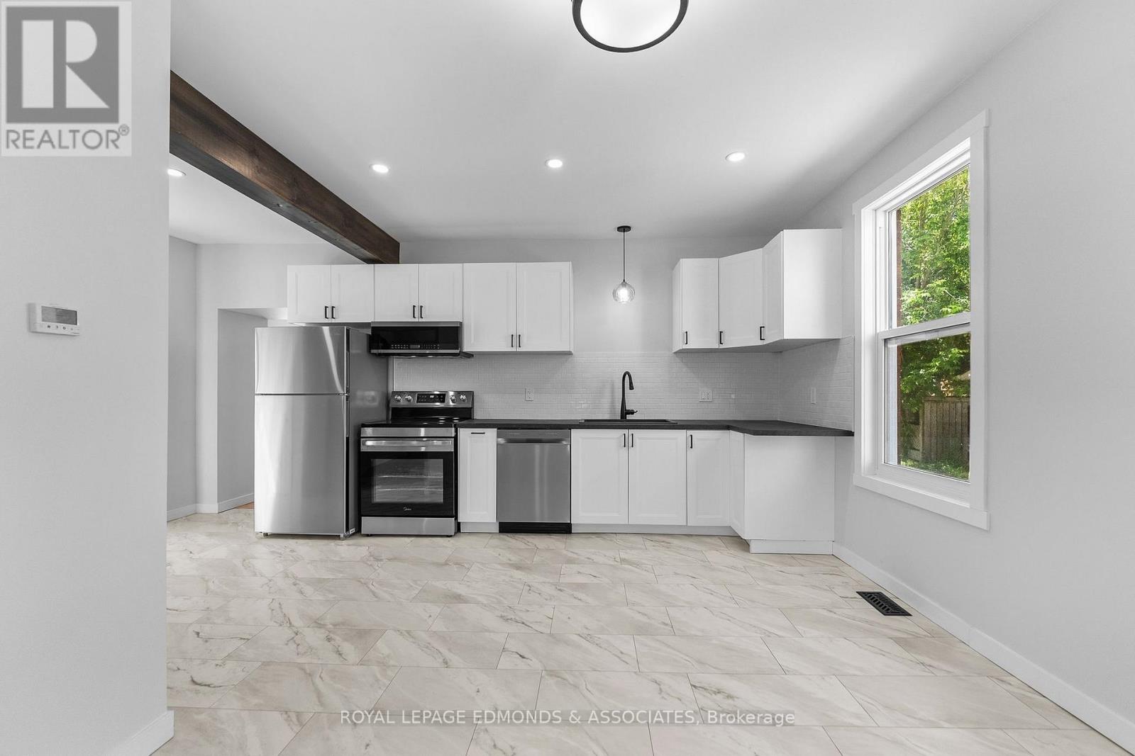 204 MCALLISTER STREET - 14