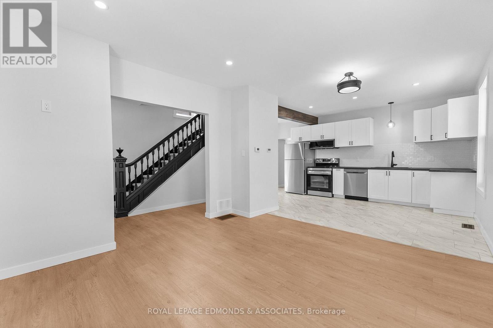 204 MCALLISTER STREET - 11