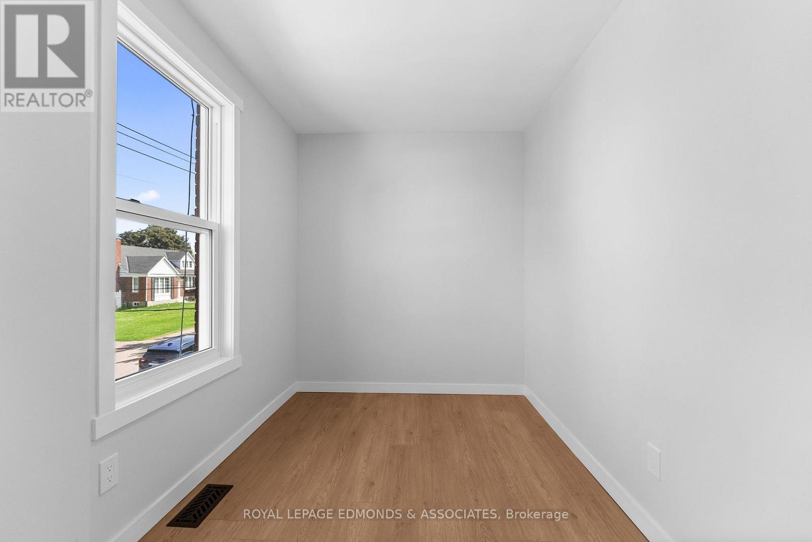 204 MCALLISTER STREET - 25