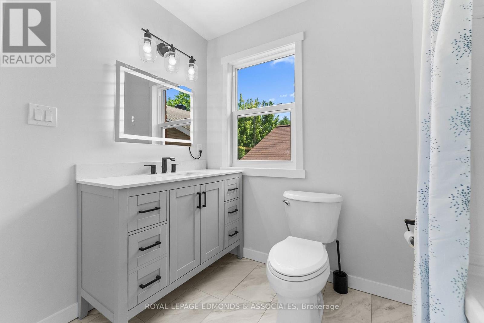 204 MCALLISTER STREET - 28