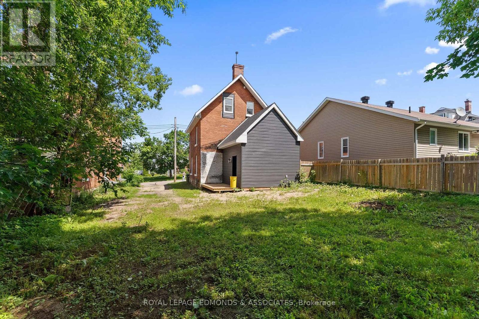 204 MCALLISTER STREET - 35