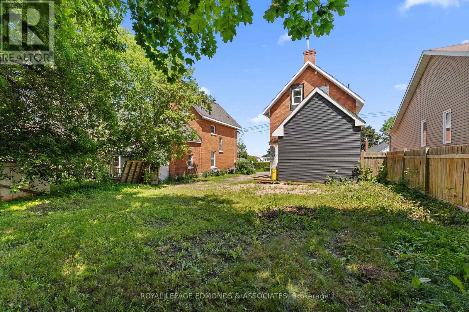 204 MCALLISTER STREET - 36