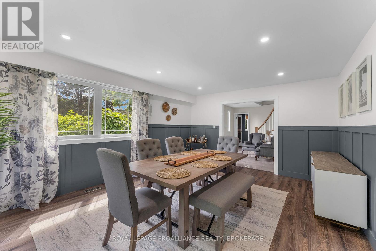 1901 SYDENHAM ROAD - 8