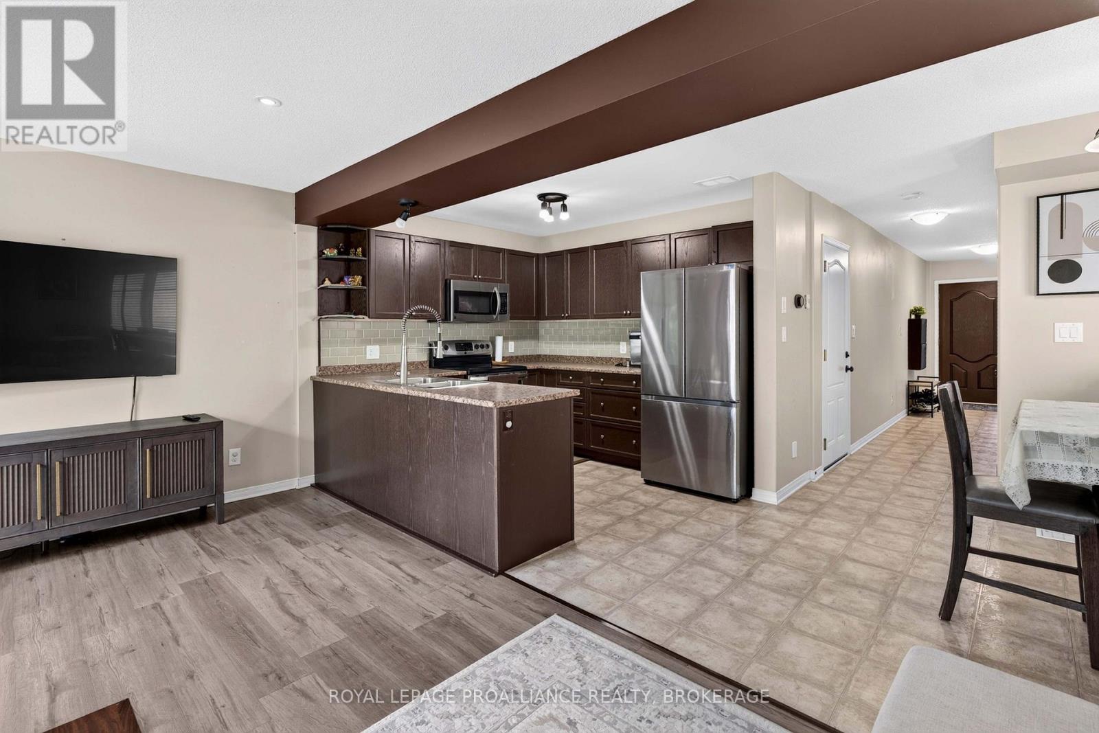 1571 CRIMSON CRESCENT - 12