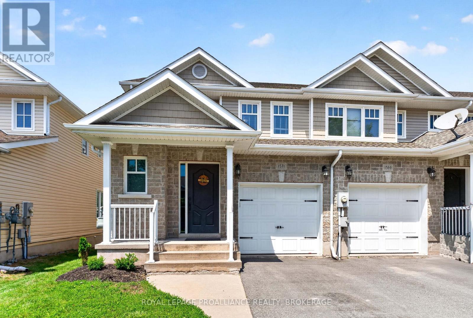 1571 CRIMSON CRESCENT - 38