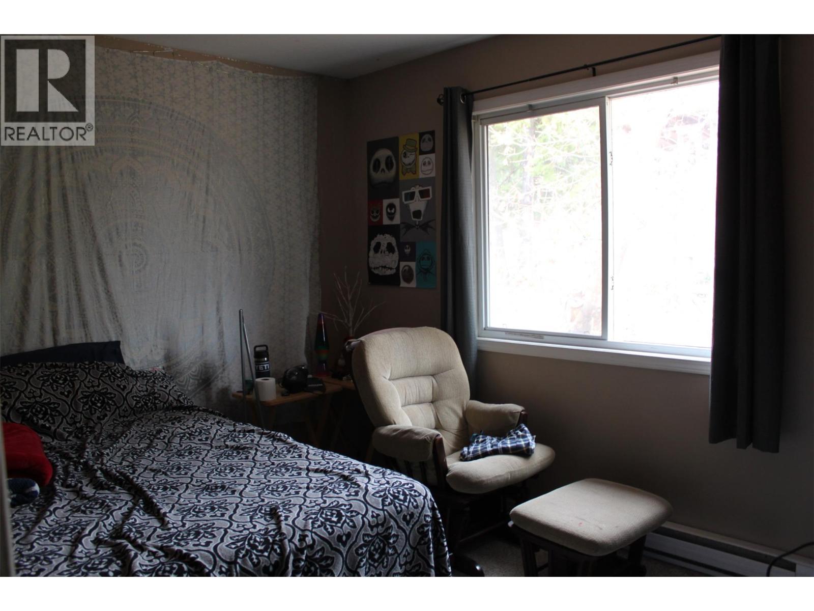 #1-4 208 Nelson Avenue - 16