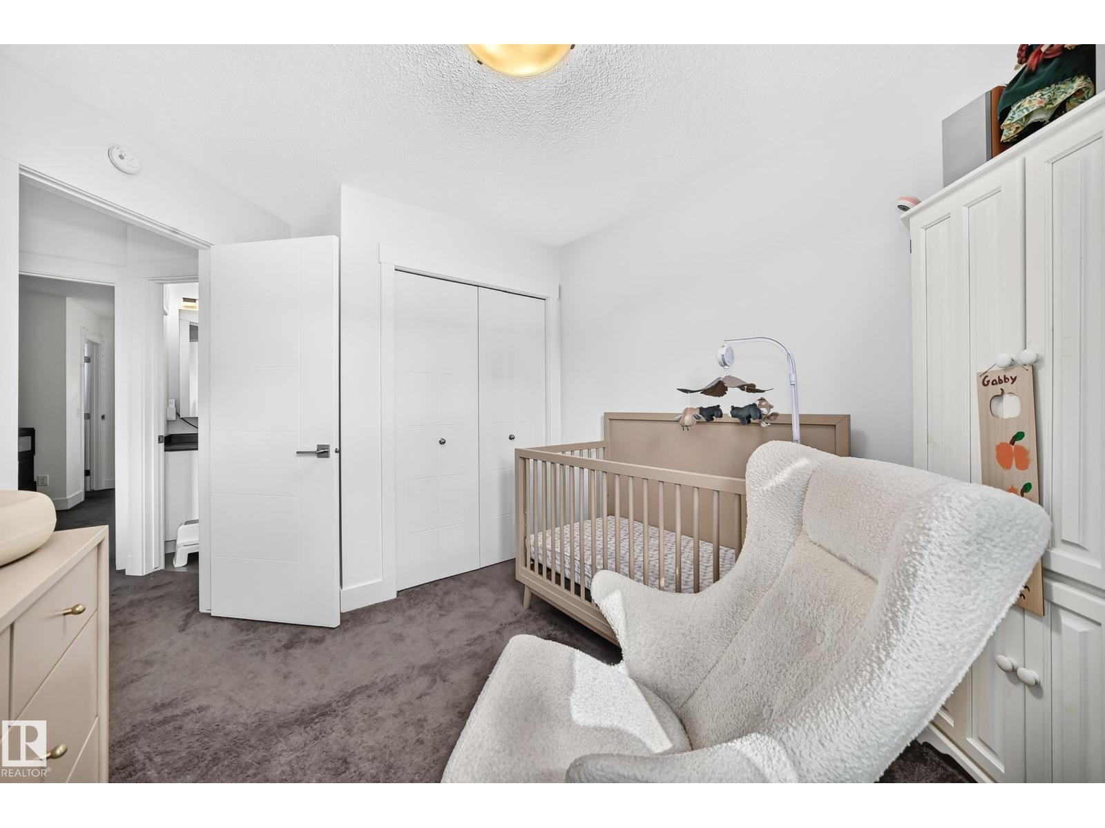 #76 330 BULYEA RD NW - 26