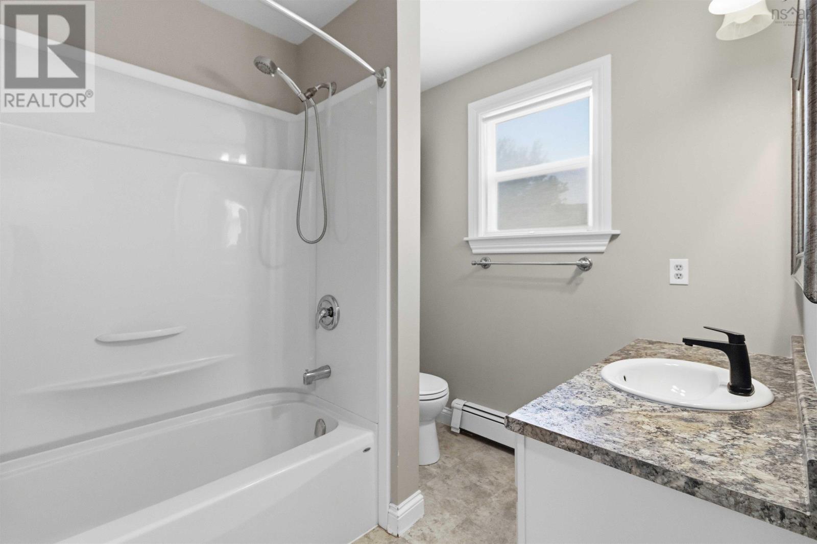 Property 25 of 48 of 12 Cedar Crescent