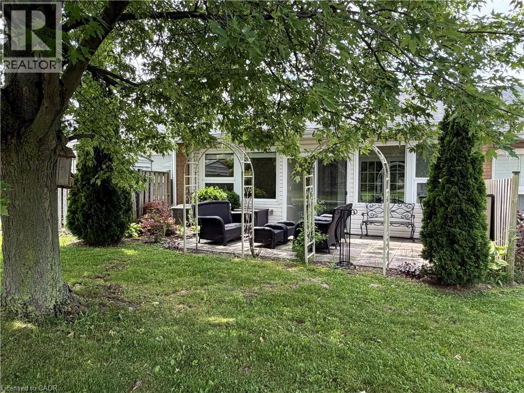 9 GATES Lane - Image 3