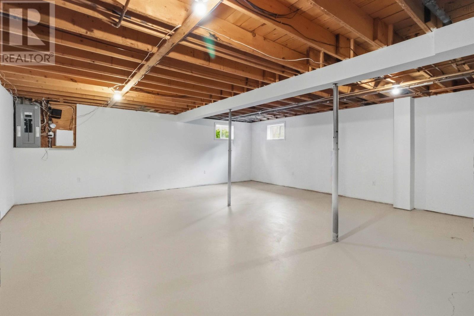 Property 35 of 48 of 12 Cedar Crescent