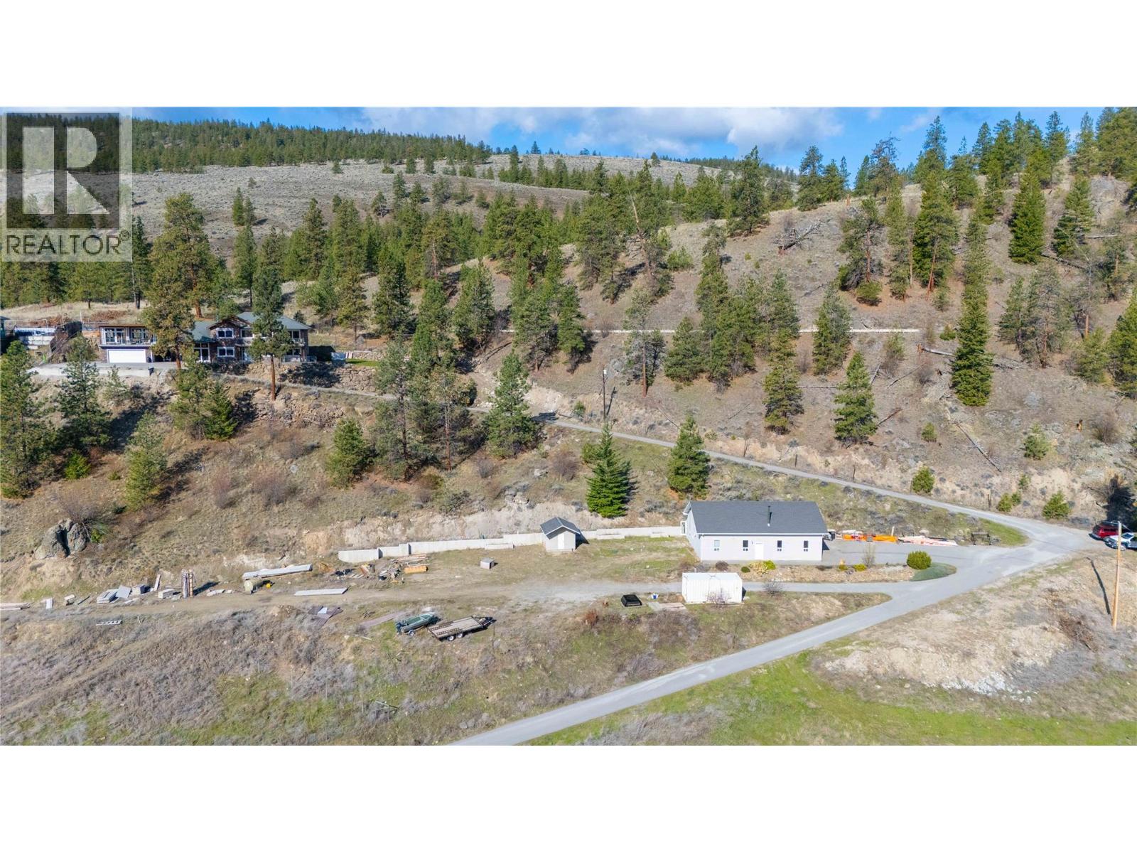 6220 Simpson Road, Summerland