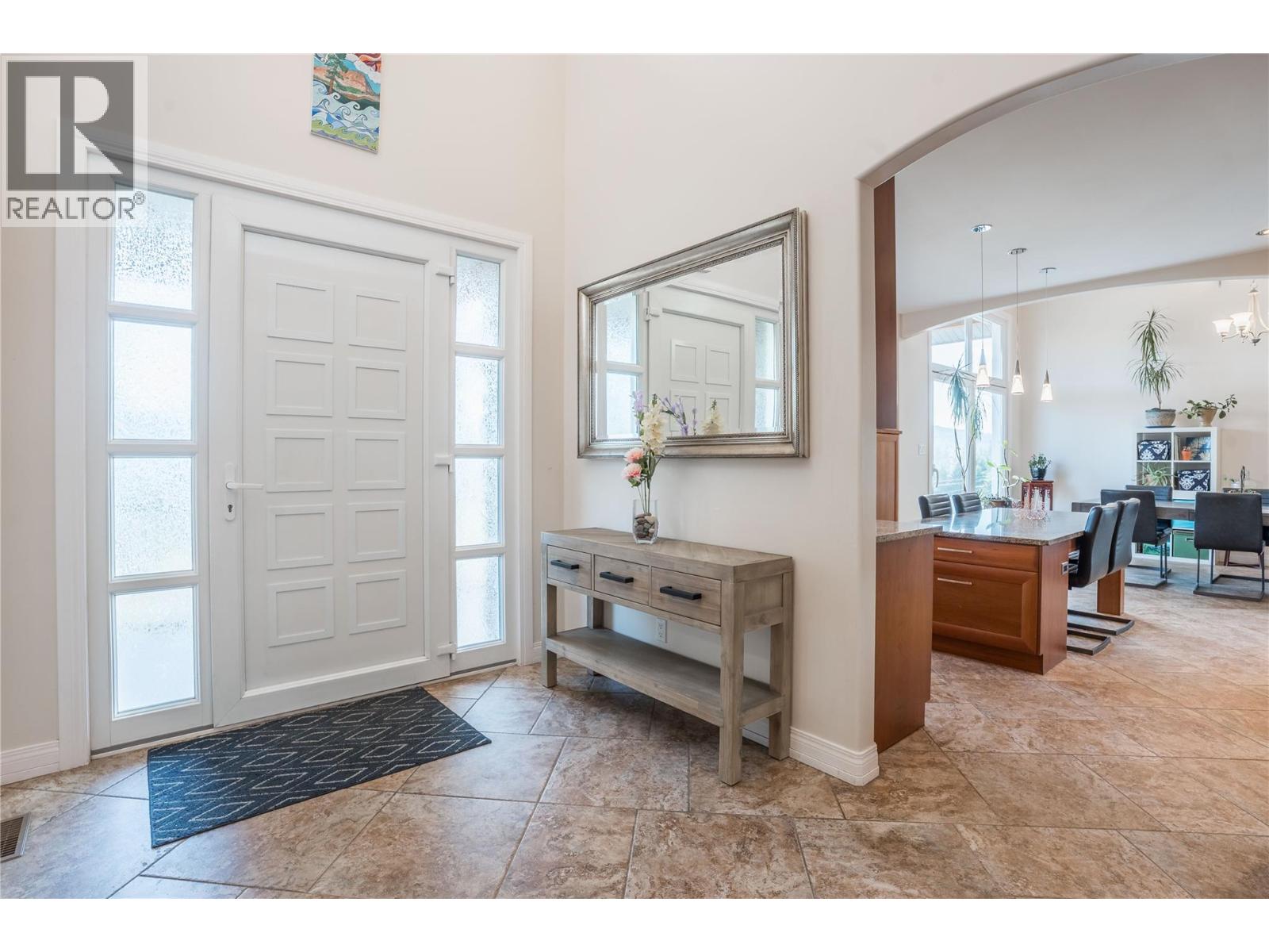 6220 Simpson Road, Summerland