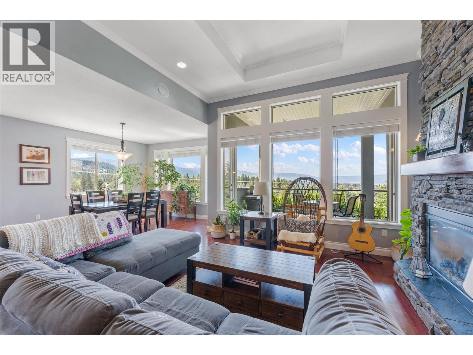 1090 Hume Avenue, Kelowna