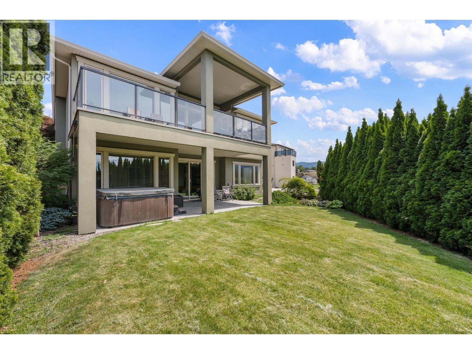 1090 Hume Avenue, Kelowna