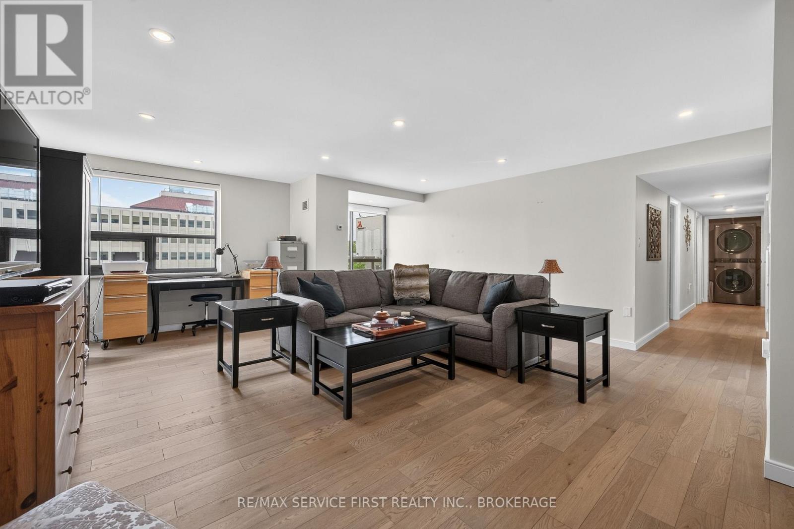 #509 165 ONTARIO STREET - 11