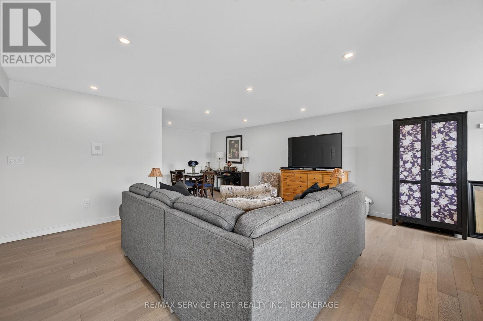#509 165 ONTARIO STREET - 14