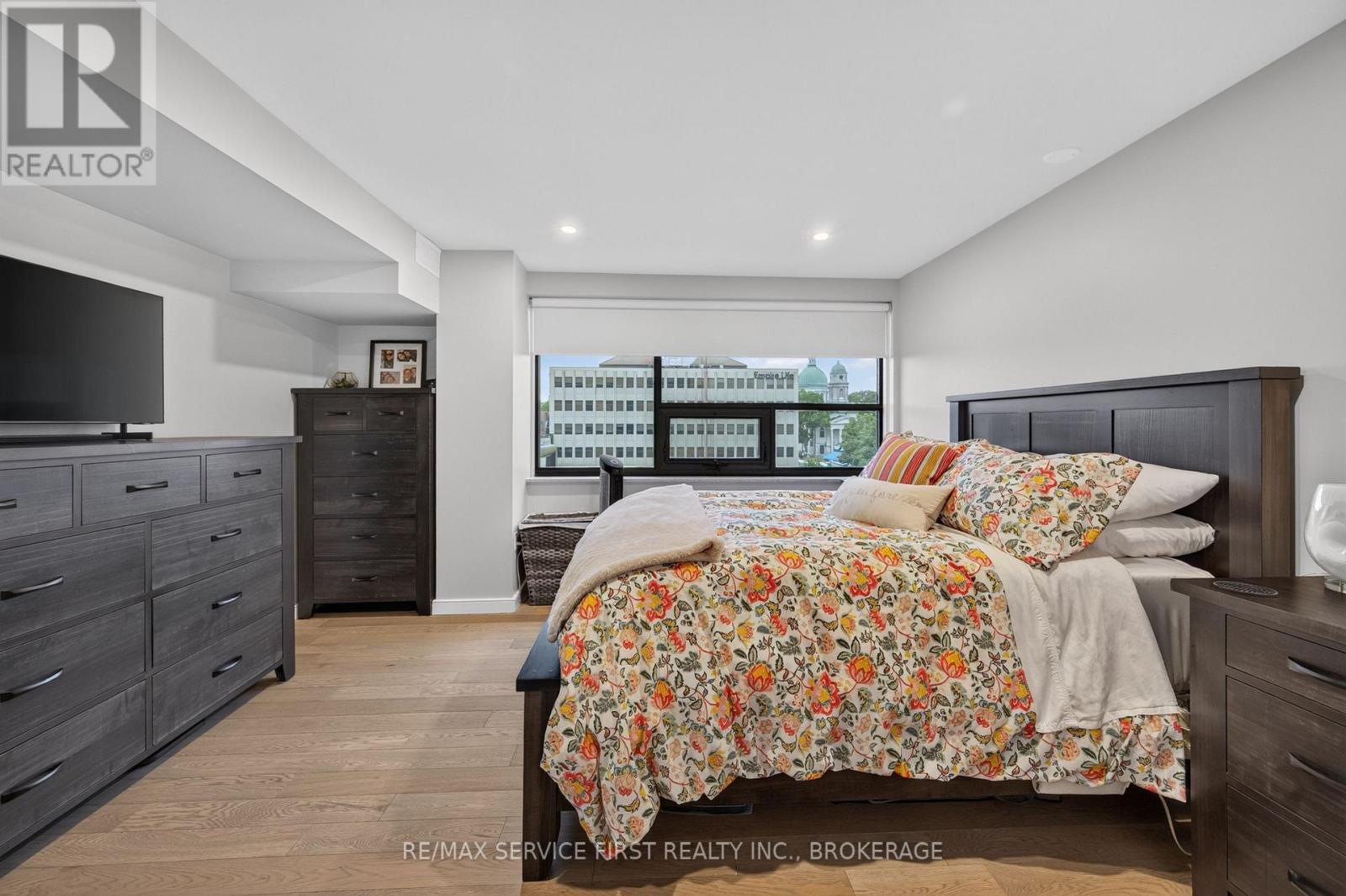#509 165 ONTARIO STREET - 24