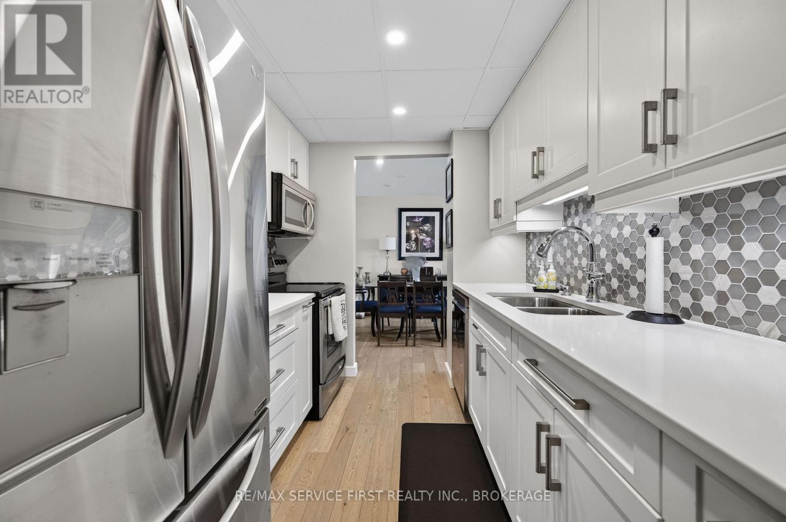 #509 165 ONTARIO STREET - 8